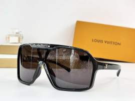 Picture of Louis Vuitton Sunglasses _SKUfw77669127fw